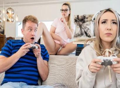 người con gái bị bạn thân cướp người yêu chỉ vì mê chơi game